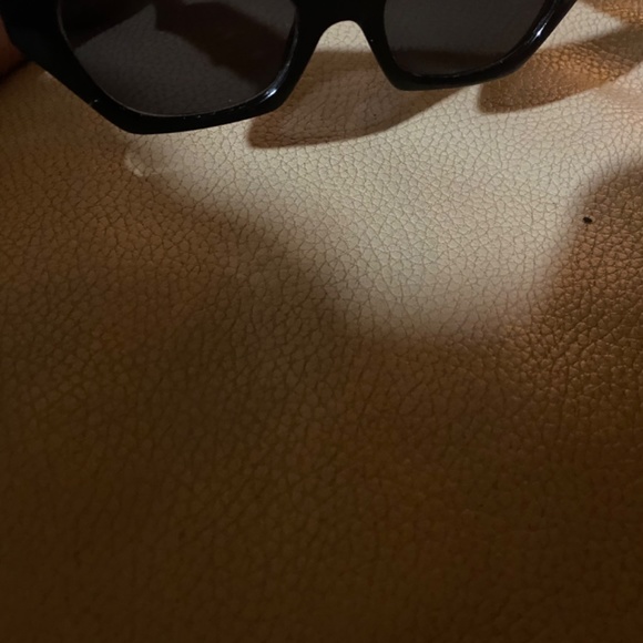 RARE VINTAGE VERSACE SUNGLASSES - Picture 3 of 7